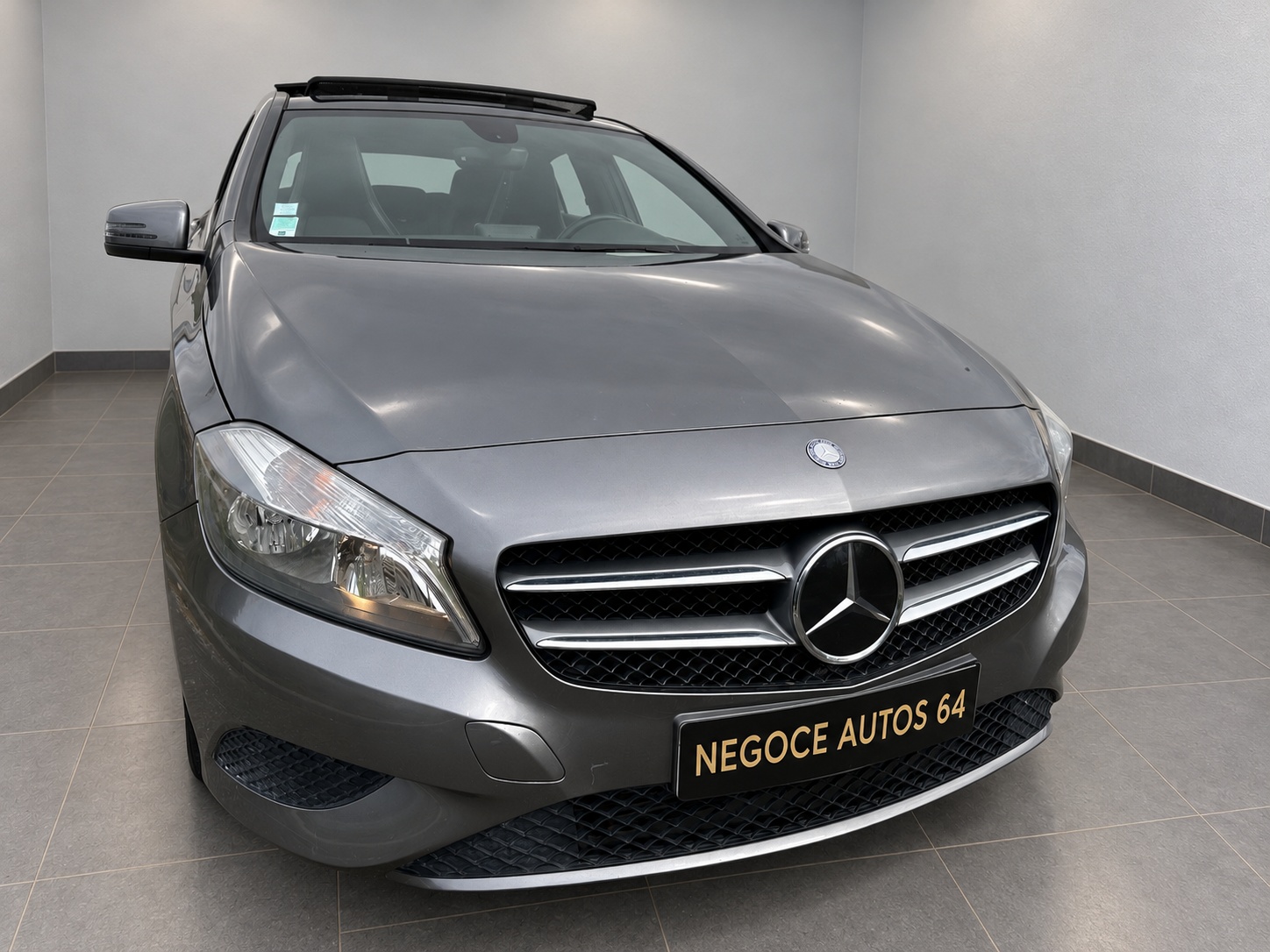 Photo 1 sur 7 du véhicule MERCEDES CLASSE A 180 CDI 2012